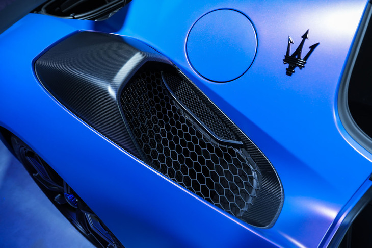 マセラティGT2ストラダーレ（リアエアインテーク）