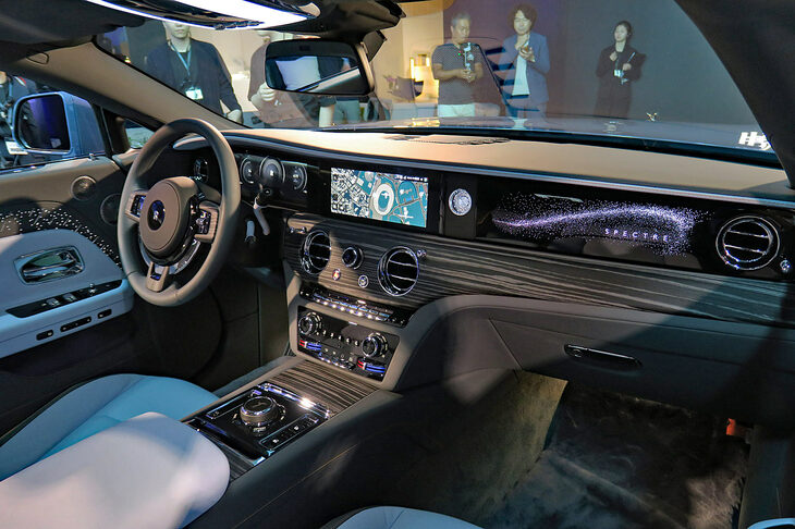 ロールス・ロイス・スペクター プロフェシー（インストゥルメントパネルまわり）