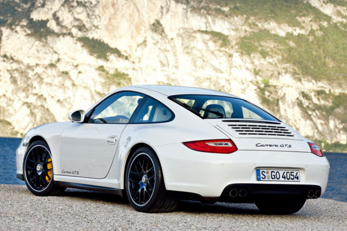 ポルシェ911カレラに新モデルが登場【パリサロン2010】 【ニュース