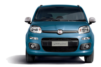 「フィアット・パンダ」に導入1周年記念モデル
