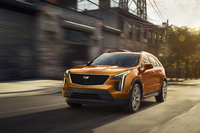 キャデラック初のコンパクトSUV「XT4」が日本デビュー　3グレードをラインナップ