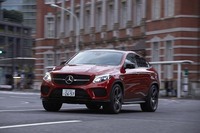 ボディーカラーは全7色から選択できる。試乗車のボディーカラーは有償色のヒヤシンスレッド。