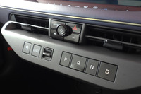 日産が電気自動車の新型「リーフ」の受注を10月17日にスタート　航続距離は702kmを実現の画像