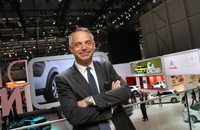 シトロエンの製品戦略担当上級副社長（当時）のエグザヴィエ・プジョー氏。フランス側広報の計らいでいきなりインタビューが始まってしまったが、彼は終始フレンドリーだった。2015年に撮影。2019年からはグループPSAの商用車部門上級副社長を務めている。