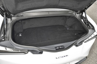 ラゲッジルームの容量は約172リッター（VDA方式）。