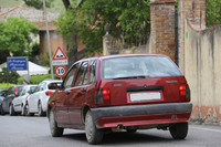 そのヤレ具合に、生活感があふれている。シエナ近郊で2018年5月撮影。