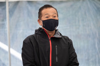 試乗会に参加したメディアへ向け、ラリーアートの展望を語る増岡氏。復活後のラリーアートは、まずドレスアップ用品などの開発・販売からスタートし、今回いよいよラリー活動の再開を果たした。気の早い話だが、次のステップも気になるところだ。