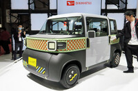 2023年のジャパンモビリティショーより、ダイハツのコンセプトモデル「me：MO（ミーモ）」。