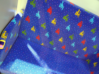 「いすゞ・エルガ ハイブリッド ノンステップバス」の優先席。