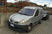 初代「ルノー・カングー」の姉妹車である、「日産キュービスター」。2008年、カングーが2代目に移行したのにともないカタログから静かに消えた。