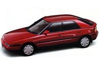 実質的にエチュードのマーケットを引き継ぐモデルとして、89年4月に登場したファミリア・アスティナ。6代目ファミリアには普通の5ドアハッチバックは用意されなかったので、差別化はより明確となった。