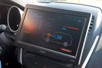 120km/hを超えるとパラレル走行に入り、エンジンが駆動と発電をともに担う。