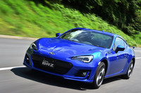 2016年秋発売予定の「BRZ GT」。