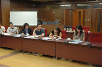 工場とは関係ありませんが、会議室には同時通訳のブースがありました。フォードから派遣された役員は、マツダの社員とのコミュニケーションを日本語で行ったとか。日本人の心を大事にしていたんでしょうね。