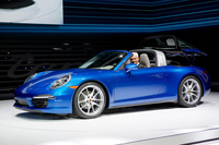 「ポルシェ911タルガ」（写真＝ポルシェ）
    