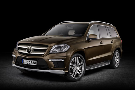 �u�j���[���[�N�V���[2012�v�Ńf�r���[�����A�V�^�u�����Z�f�X�E�x���cGL�N���X�v���ʐ^�ŏЉ��B