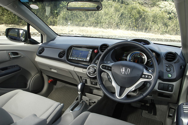 ホンダ・インサイト LS（FF/CVT）【ブリーフテスト】 ホンダ・イン