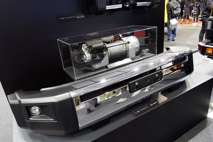 ランクルBASEの展示ブースの様子。