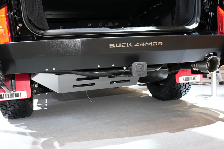 三菱デリカD：5 Tough×Tough