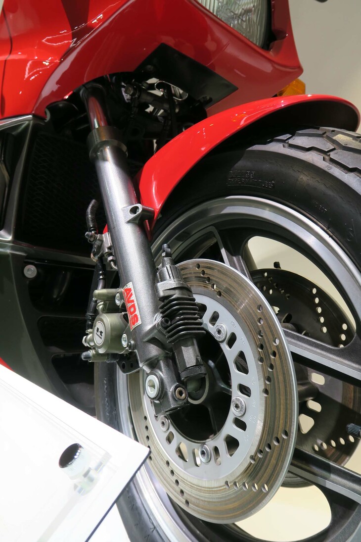 カワサキGPZ900R（1984年）