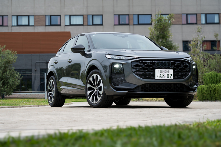 アウディの新型「Q3」「Q3スポーツバック」の国内導入は2026年5月。今回の試乗車は後者の上位グレード「TFSIクワトロ150kWアドバンスト」。