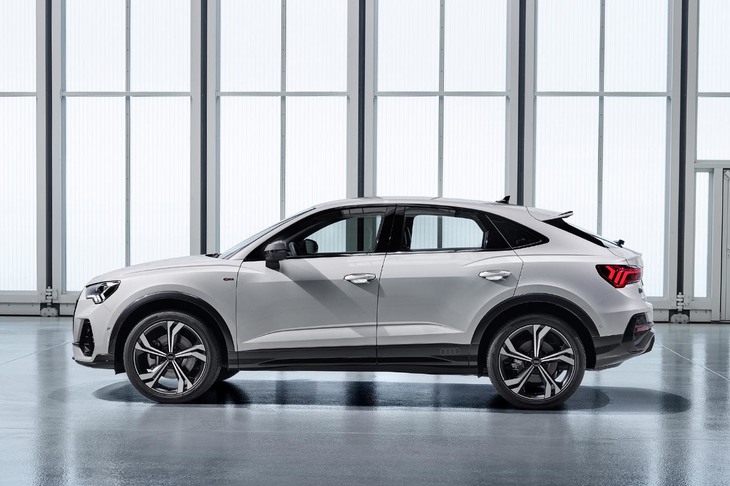 Q3スポーツバック