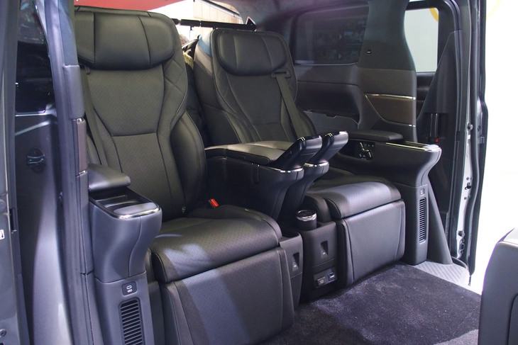 トヨタ・ヴェルファイア スぺーシャスラウンジ コンセプト