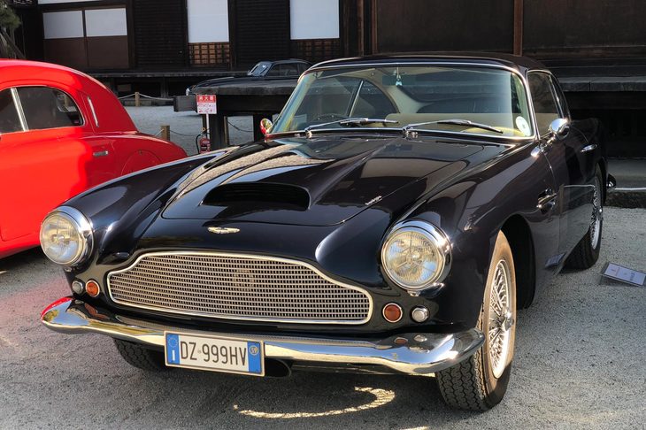 「アストンマーティンDB4」（写真提供：嶋田智之）