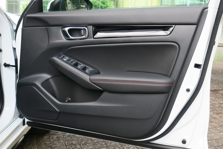 ホンダ・シビックEX（フロントドアトリム）