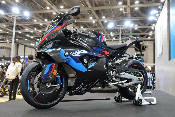 BMW M1000RR