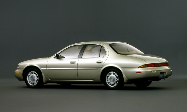 「日産レパードJ.フェリー」。世代交代するたびにコンセプトが変わったレパードの3代目。カリフォルニアのNDI（日産デザインインターナショナル）が手がけた、尻下がりの優美なスタイリングが特徴的。