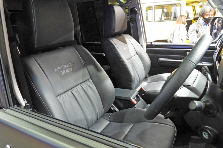 ランクルBASEカスタム「ブラッククルーザー70」