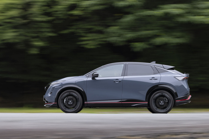 前後の駆動力を後輪優勢に振り分け、旋回力を重視したセッティングに。速さとともに気持ちよさを感じられる、ストリート重視のチューニングだ。