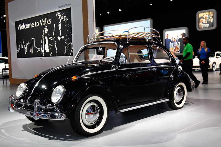 フォルクスワーゲンのブースに飾られていた“ビートル”こと「タイプI」。西海岸を中心に独自の“ビートル文化”が花開いたアメリカは、このクルマにとって第2の故郷と呼べるのかもしれない。