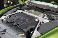 新開発のハイブリッドシステムは、総出力782PSを発生。システム最大トルクは1000N・mに達する。