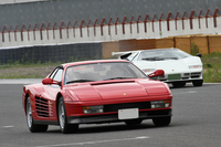 「東京ノスタルジックカー2&4フェスティバル2013」の会場から