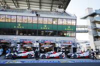 トヨタは今回、最高峰クラスに3台のマシンをエントリー。各車にひとりずつ、計3人の日本人ドライバー（小林可夢偉＜7号車＞、中嶋一貴＜8号車＞、国本雄資＜9号車＞）を起用した。