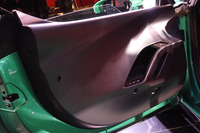 フェラーリが「296スペチアーレ」を日本初公開　レースの技術を注ぎ込んだスペシャルモデルの画像