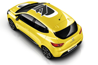 スポーティーな装いのルノー・ルーテシア登場の画像