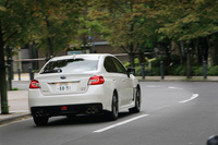 燃費性能は「2.0GT EyeSight」「2.0GT-S EyeSight」ともに13.2km/リッターとなっている（JC08モード）。