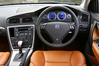 ボルボS60R（5AT）／V70R（5AT）【試乗速報】の画像