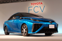 トヨタ、市販型燃料電池車の概要を発表の画像