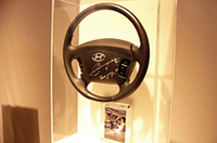 ヨン様効果を狙って――ヒュンダイの新型セダン「ソナタ」デビューの画像