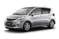 「スバル・トレジア」（欧州仕様車）