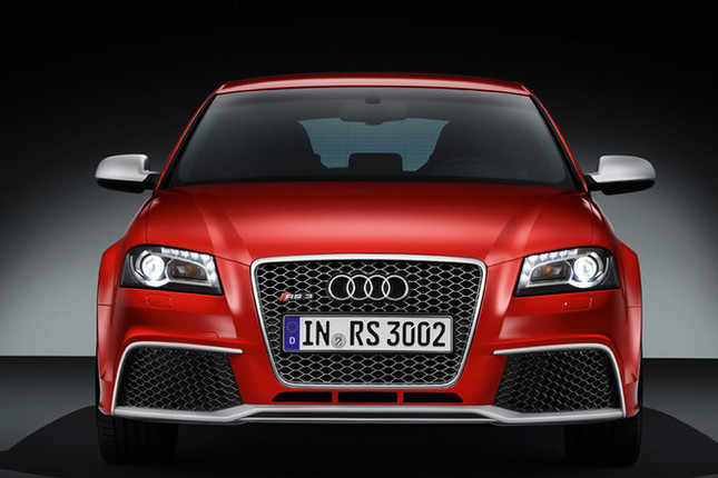 「アウディRS3スポーツバック」