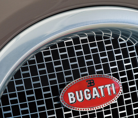 ジュネーブショーで発表された2億7800万円のクルマ「Bugatti Veyron Fbg par Herm&egrave;s」を写真で紹介...