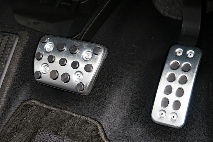 ホンダ・フィット e:HEV RS ホンダアクセス用品装着車（スポーツペダル）