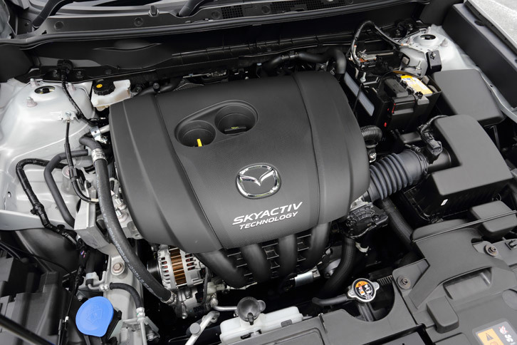 ガソリン車に搭載される2リッター直4直噴エンジン。最高出力は148psとディーゼル車より高いが、最大トルクは78Nm小さい192Nmとなっている。