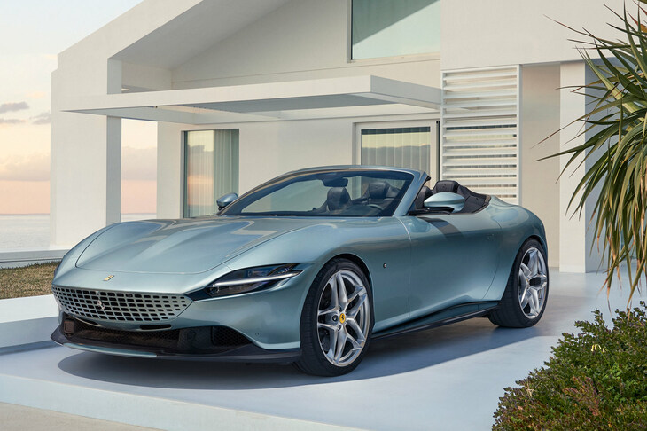 フェラーリ・ローマ スパイダー