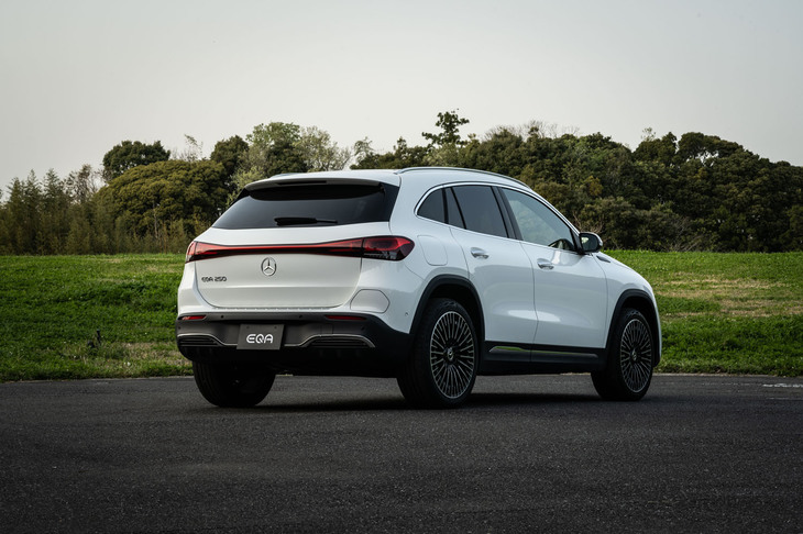 メルセデス・ベンツEQA250（エクステリア）